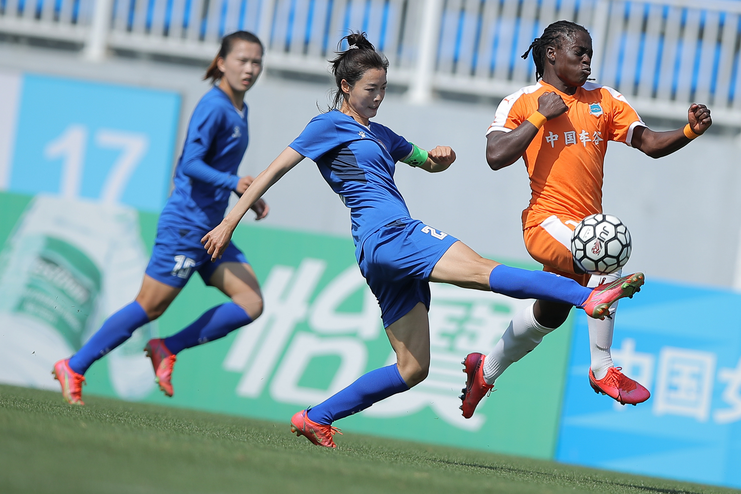 九游娱乐官网入口-国际体育新闻：女子比赛中的出色表现！